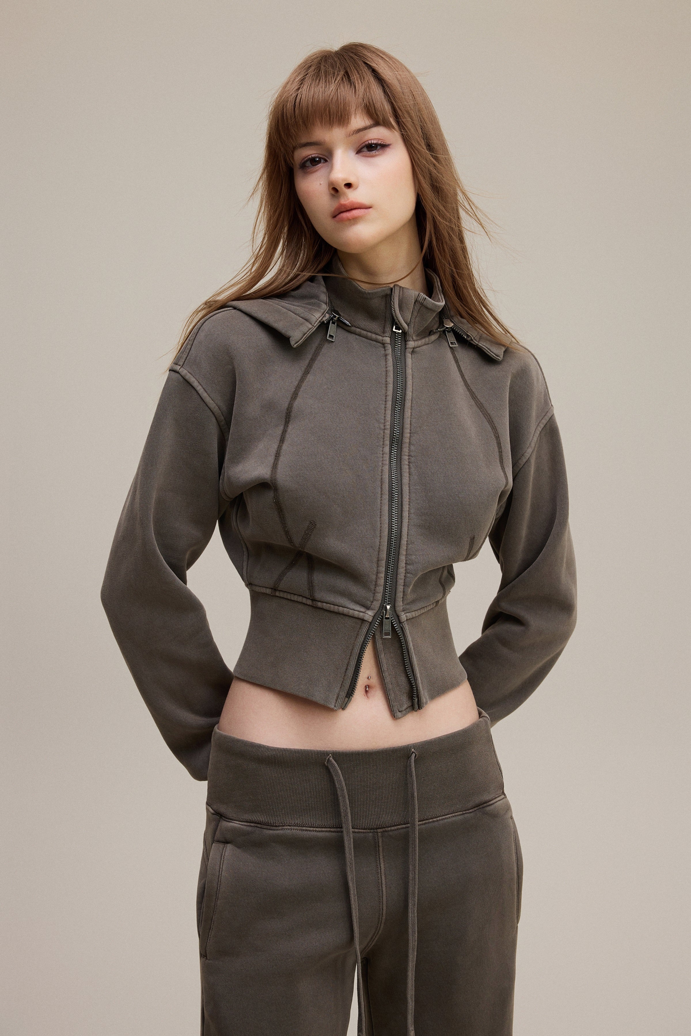 400GSM Women’s Outdoor Slim-Fit Pigment-Wash Hoodie Coffee